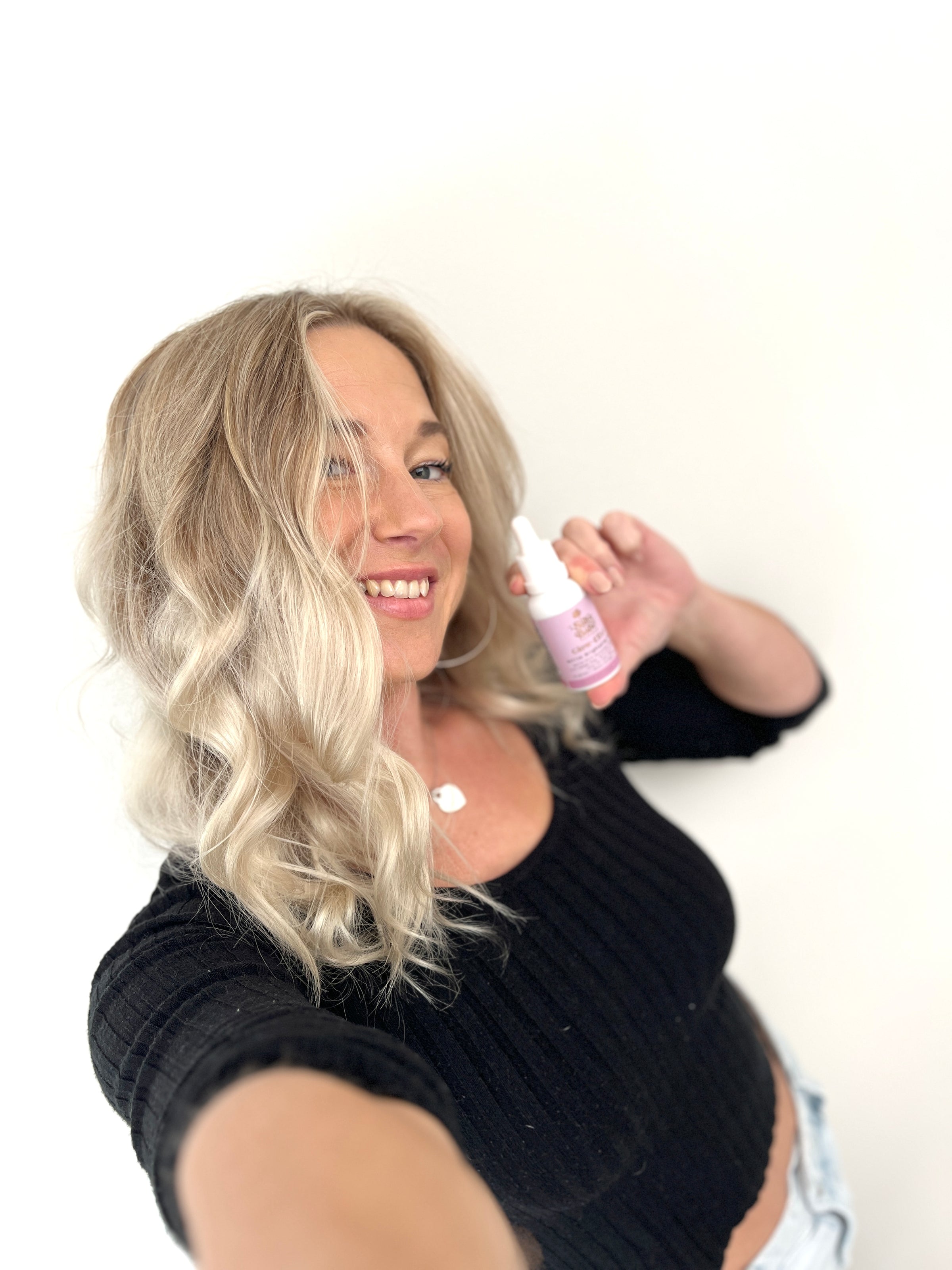 Glow Elixir Brightening Serum - Vitamin C + Hyaluronic Acid 30ml